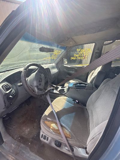 1998 Ford Expedition Location - Large Trucks & Vans - Row 19 - Stock # H53164