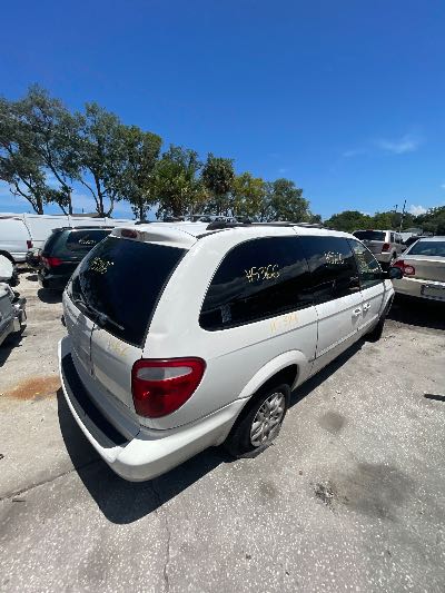 2001 Dodge Grand Caravan Location - Chrysler - Row 38 - Stock # H53166