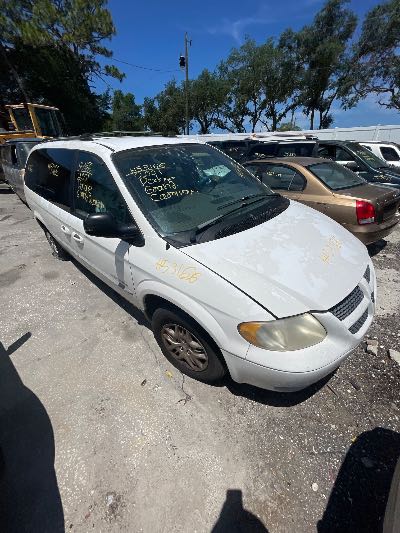 2001 Dodge Grand Caravan Location - Chrysler - Row 38 - Stock # H53166