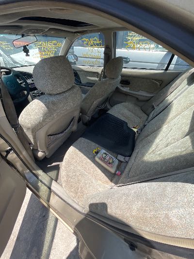 2001 Hyundai Elantra Location - Imports - Row 42 - Stock # H53165