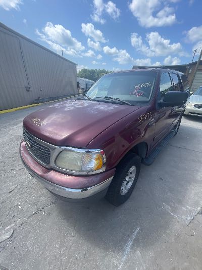 2000 Ford Expedition Location - Large Trucks & Vans - Row 19 - Stock # H53176