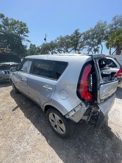 2016 Kia Soul Location - Imports - Row 2 - Stock # H53221