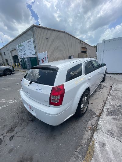 2006 Dodge Magnum Location - Chrysler - Row 39 - Stock # H53234