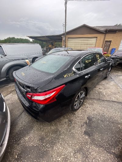2016 Nissan Altima Location - Imports - Row 46 - Stock # H53211