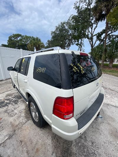 2003 Ford Explorer Location - Ford - Row 37 - Stock # H53191