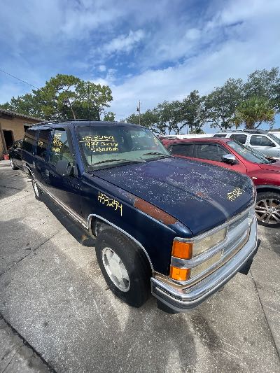 1999 Chevrolet Suburban Location - Large Trucks & Vans - Row 20 - Stock # H53254