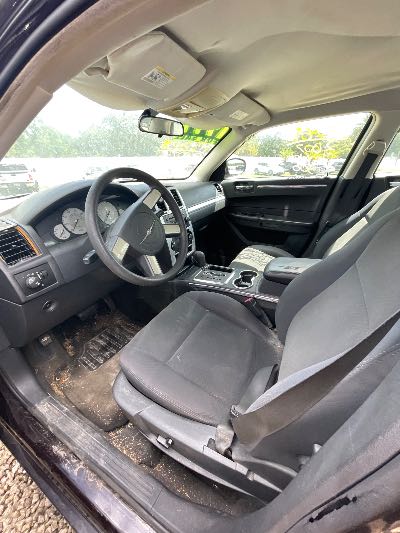 2010 Chrysler 300 Location - Chrysler - Row 43 - Stock # H52454