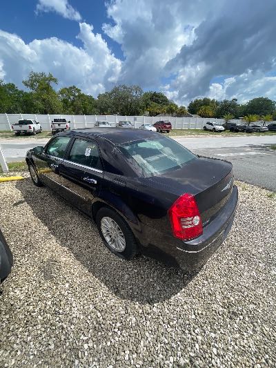 2010 Chrysler 300 Location - Chrysler - Row 43 - Stock # H52454