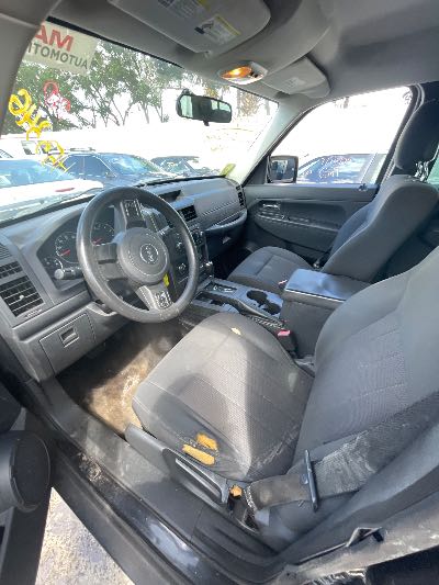 2012 Jeep Liberty Location - Chrysler - Row 42 - Stock # H53346
