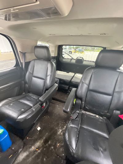 2011 GMC Yukon Location - Large Trucks & Vans - Row 24 - Stock # H53374