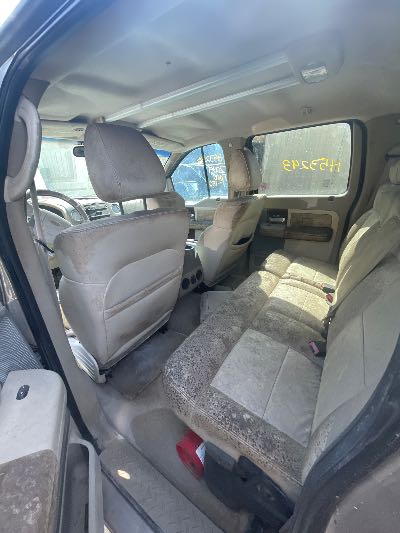 2004 Ford F-150 Location - Large Trucks & Vans - Row 22 - Stock # H53293
