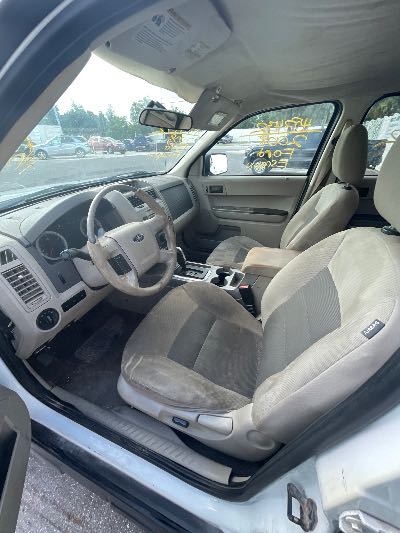 2008 Ford Escape Location - Ford - Row 25 - Stock # H53432