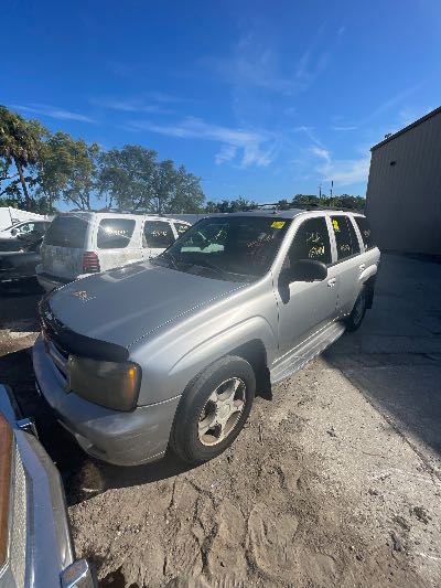 2006 Chevrolet TrailBlazer Location - GM - Row 32 - Stock # H53401