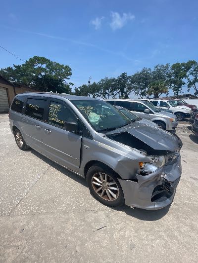 2014 Dodge Grand Caravan Location - Chrysler - Row 43 - Stock # H53460