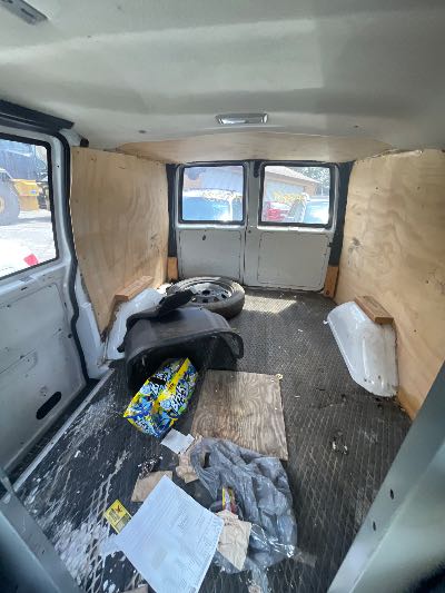 2004 Chevrolet Astro Cargo Van Location - GM - Row 33 - Stock # H53480