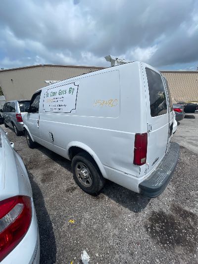 2004 Chevrolet Astro Cargo Van Location - GM - Row 33 - Stock # H53480