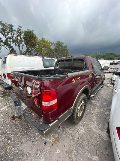 2005 Ford F-150 Location - Large Trucks & Vans - Row 24 - Stock # H53475