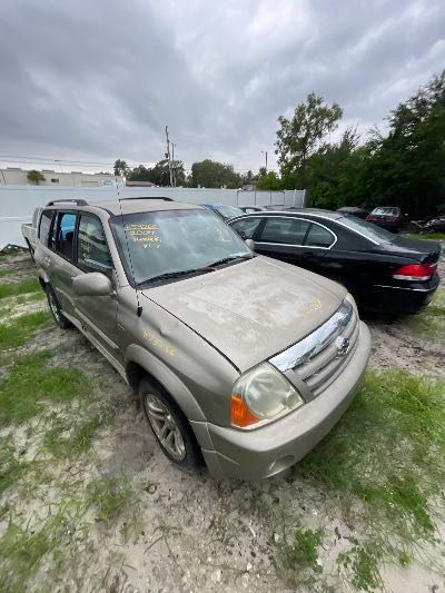 2004 Suzuki XL-7 Location - Imports - Row 1 - Stock # H53266