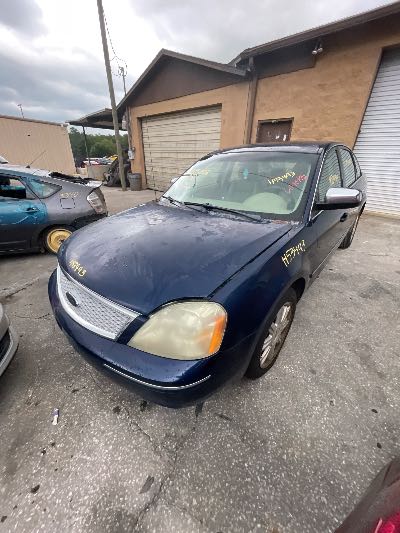 2005 Ford Five Hundred Location - Ford - Row 28 - Stock # H53493