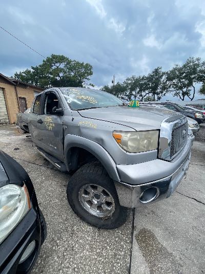 2008 Toyota Tundra 4WD Truck Location - Large Trucks & Vans - Row 25 - Stock # H53502