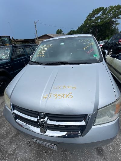 2008 Dodge Grand Caravan Location - Chrysler - Row 44 - Stock # H53506