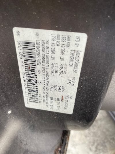 2006 Dodge Durango Location - Large Trucks & Vans - Row 24 - Stock # H53489