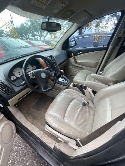 2007 Saturn VUE Location - GM - Row 35 - Stock # H53534