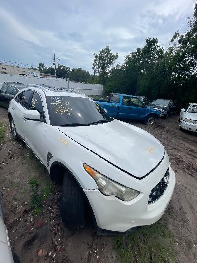 2010 INFINITI FX35 Location - Imports - Row 13 - Stock # H53414