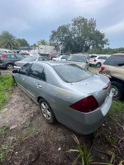 2006 Honda Accord Location - Imports - Row 25 - Stock # H53243