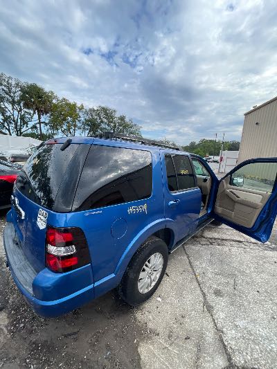 2010 Ford Explorer Location - Ford - Row 27 - Stock # H53519