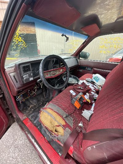 1994 GMC Sierra C/K 1500 Location - Large Trucks & Vans - Row 25 - Stock # H53565