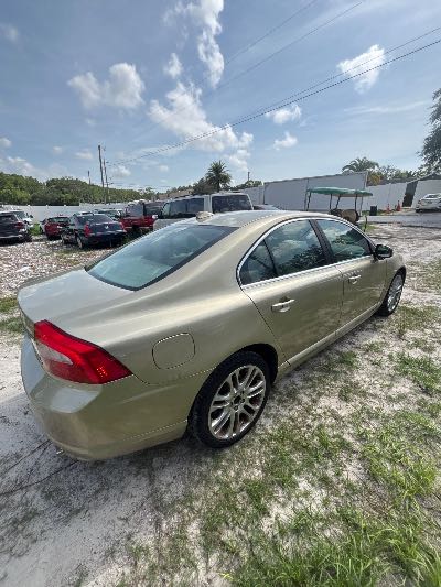 2008 Volvo S80 Location - Imports - Row 20 - Stock # H53091