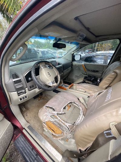 2004 INFINITI QX56 Location - Large Trucks & Vans - Row 32 - Stock # H53415