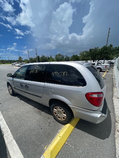 2005 Dodge Grand Caravan Location - Chrysler - Row 44 - Stock # H53581