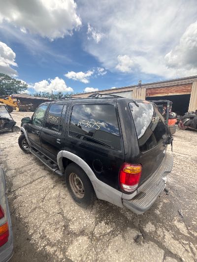 1999 Ford Explorer Location - Ford - Row 28 - Stock # H53575