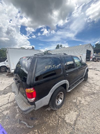 1999 Ford Explorer Location - Ford - Row 28 - Stock # H53575