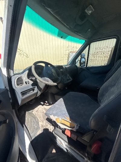 2006 Dodge Sprinter Location - Large Trucks & Vans - Row 26 - Stock # H53659
