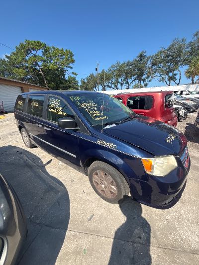 2013 Dodge Grand Caravan Location - Chrysler - Row 45 - Stock # H53680