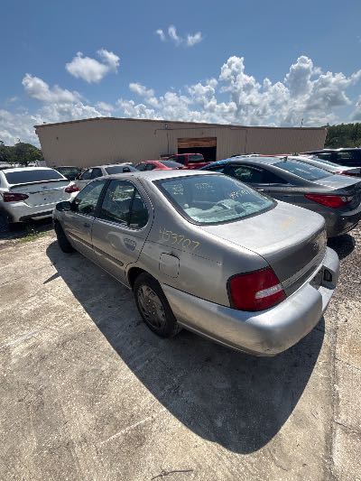 2001 Nissan Altima Location - Imports - Row 16 - Stock # H53707