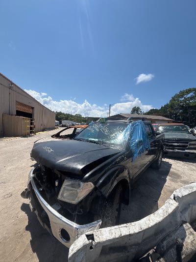 2005 Nissan Frontier 2WD Location - Large Trucks & Vans - Row 26 - Stock # H53716