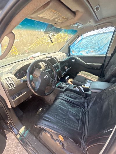 2005 Nissan Frontier 2WD Location - Large Trucks & Vans - Row 26 - Stock # H53716