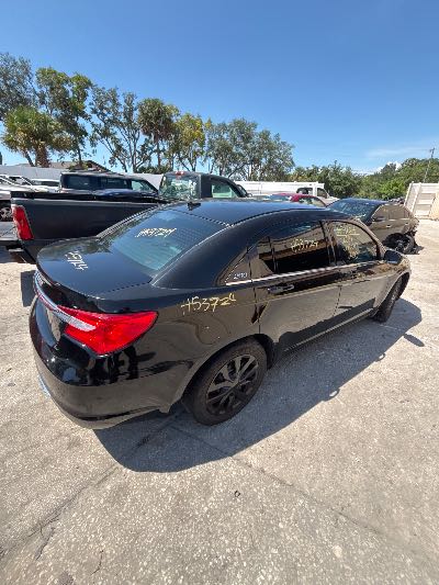 2014 Chrysler 200 Location - Chrysler - Row 45 - Stock # H53724
