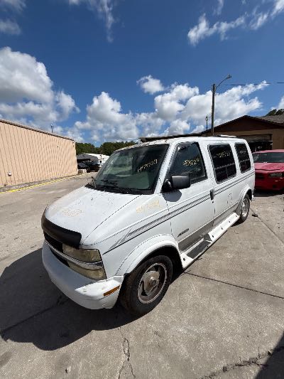1997 Chevrolet Astro Cargo Van Location - GM - Row 39 - Stock # H53729