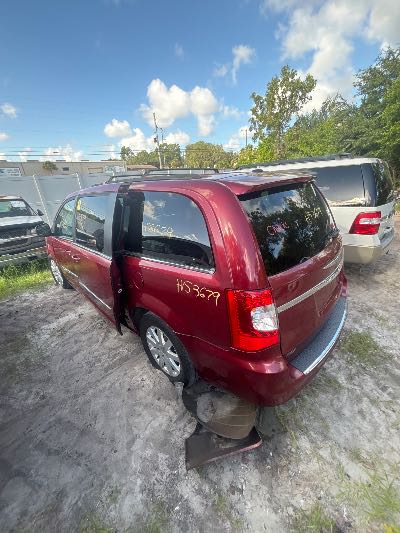 2015 Chrysler Town & Country Location - Imports - Row 999 - Stock # H53679