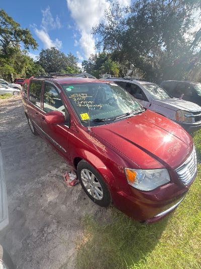 2015 Chrysler Town & Country Location - Imports - Row 999 - Stock # H53679