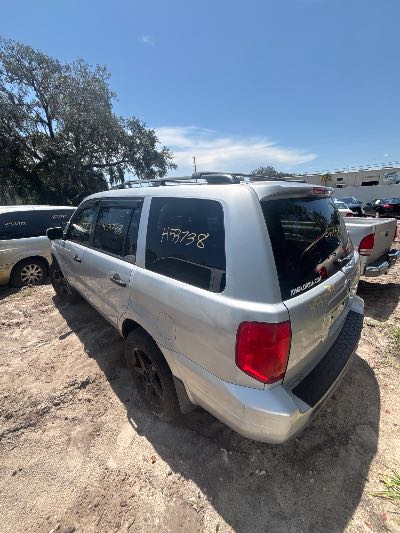 2003 Honda Pilot Location - Imports - Row 30 - Stock # H53738