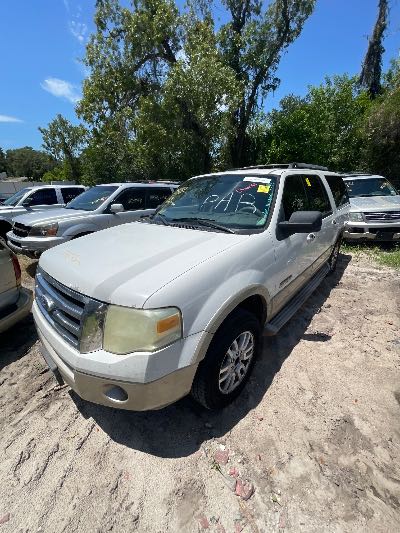 2008 Ford Expedition EL Location - Large Trucks & Vans - Row 29 - Stock # H53682