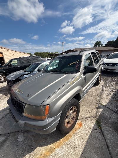 2001 Jeep Grand Cherokee Location - Chrysler - Row 46 - Stock # H53767