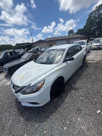 2017 Nissan Altima Location - Imports - Row 21 - Stock # H53799
