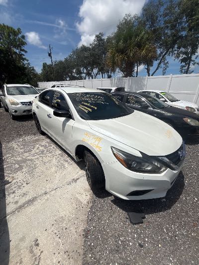 2017 Nissan Altima Location - Imports - Row 21 - Stock # H53799